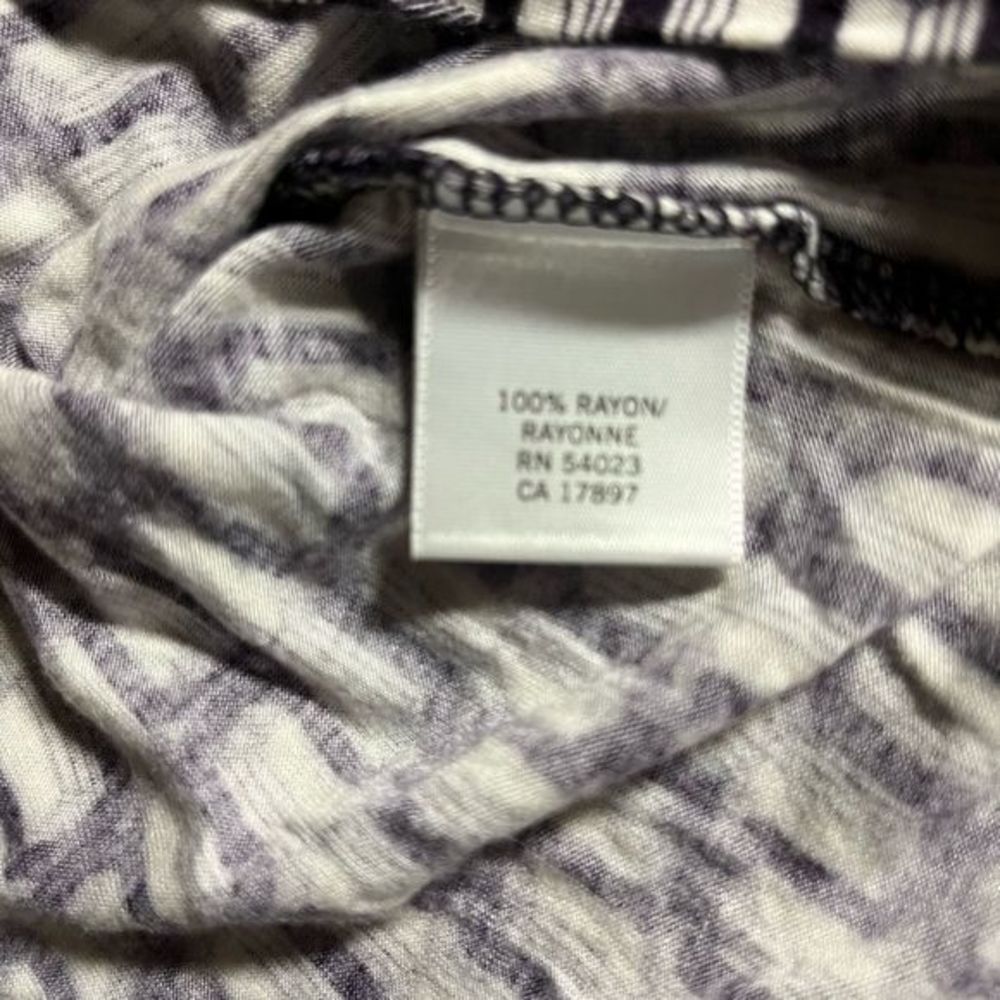 Banana Republic women’s short sleeve top size small - Picture 6 of 6